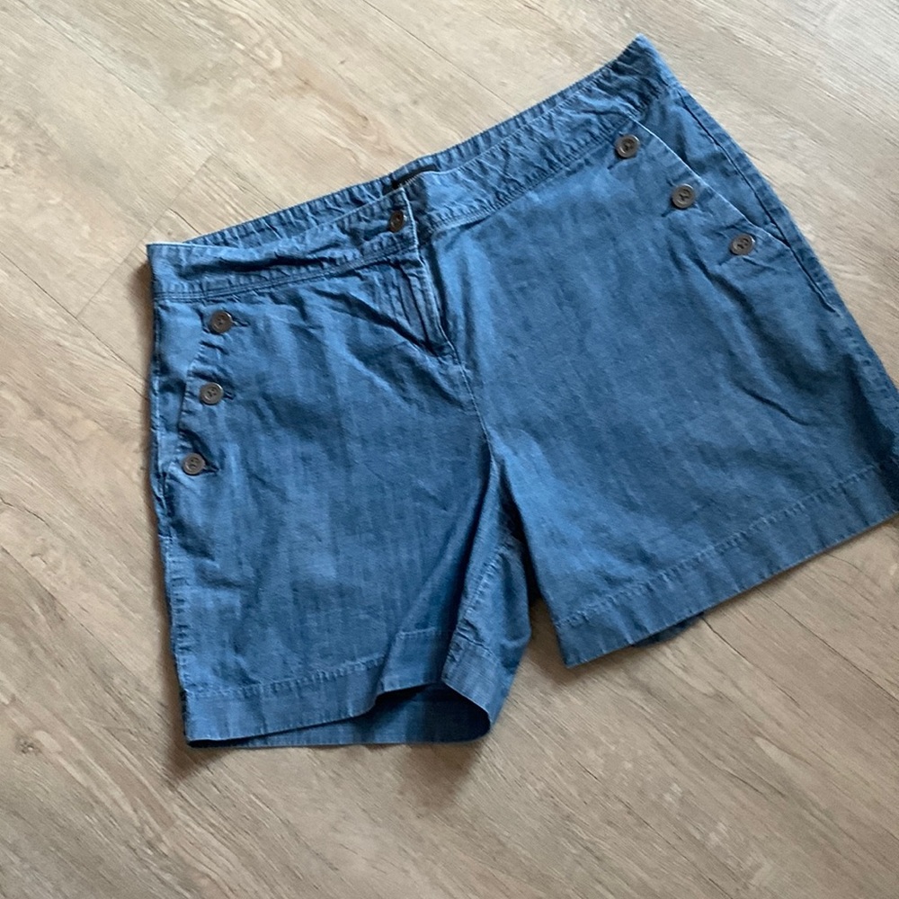 The limited size 14 Jean shorts
